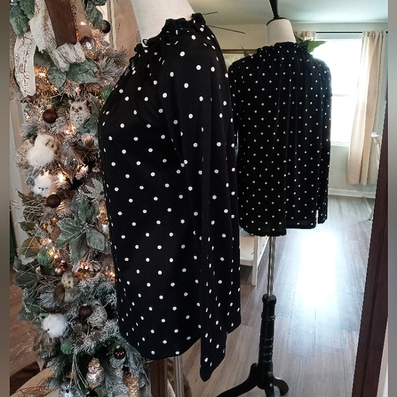Croft & Barrow Polka Dot & Chain Tunic w/Ruffled Collar Sz Small NWT - Picture 2 of 9